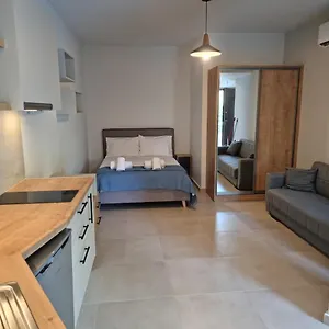 Elia Tree Apartment Heraklion (Crete)